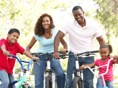 family-on-bikes