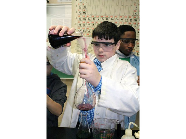 Middle-School-Science-Lab-student-Josh-deAndrade.jpg